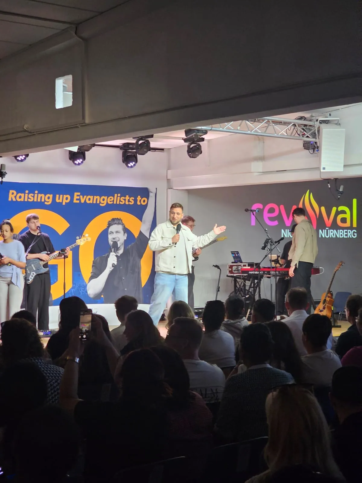 Konferenz mit dem Motto „Raising up Evangelists to GO“